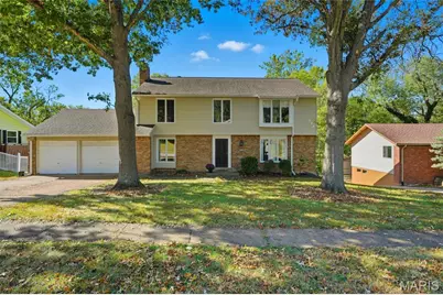 477 Ironwood Drive, Ballwin, MO 63011 - Photo 1