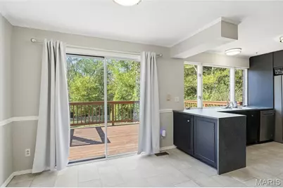 477 Ironwood Drive, Ballwin, MO 63011 - Photo 5