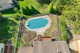 477 Ironwood Dr, Ballwin, MO 63011 - Photo 21