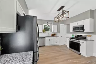 6312 Berthold Ave, Saint Louis, MO 63139 - Photo 17