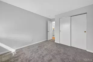 950 E Rue De La Banque, Creve Coeur, MO 63141 - Photo 21