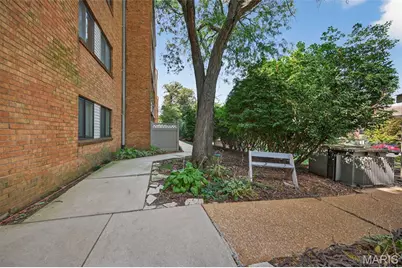 950 E Rue De La Banque #202, Creve Coeur, MO 63141 - Photo 51