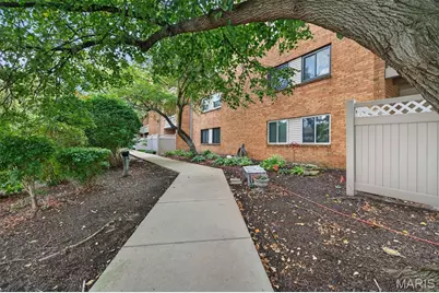 950 E Rue De La Banque #202, Creve Coeur, MO 63141 - Photo 47