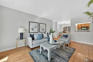 950 E Rue De La Banque, Creve Coeur, MO 63141 - Photo 5