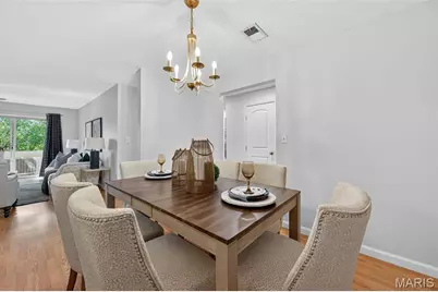 950 E Rue De La Banque #202, Creve Coeur, MO 63141 - Photo 11