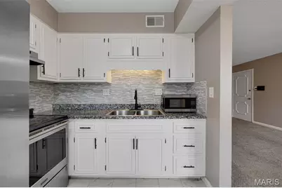 1678 Blue Ridge Drive #A, Saint Louis, MO 63125 - Photo 7