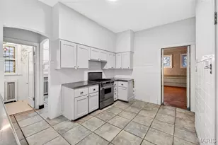 49 Aberdeen Pl, Clayton, MO 63105 - Photo 13