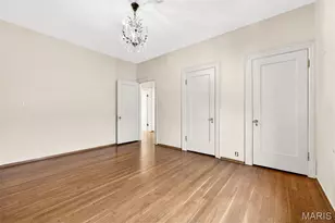 49 Aberdeen Pl, Clayton, MO 63105 - Photo 25