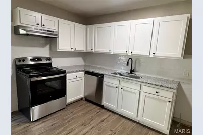 8435 Bridle Spur Drive, Hazelwood, MO 63042 - Photo 7