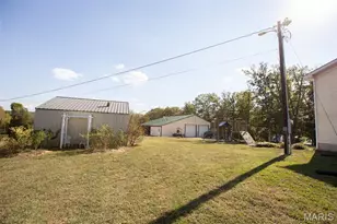 3848 E Lindburg Rd, Cuba, MO 65453 - Photo 37