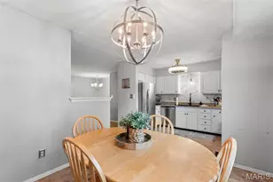 407 Tulsa Ave, Ballwin, MO 63021 - Photo 5