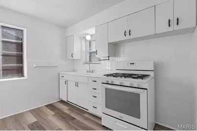 1059 North and South Road, University City, MO 63130 - Photo 11