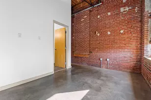 721 N 17th St, Saint Louis, MO 63103 - Photo 15