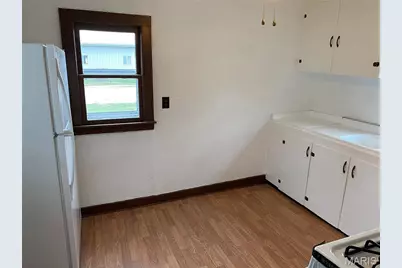 210 S Court Street, Bowling Green, MO 63334 - Photo 9