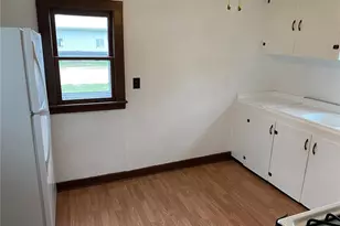 210 S Court St, Bowling Green, MO 63334 - Photo 9