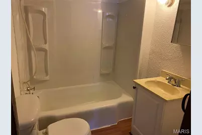 210 S Court Street, Bowling Green, MO 63334 - Photo 11