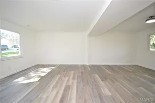 2347 Farflung Dr, Florissant, MO 63031 - Photo 23