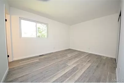 2347 Farflung Drive, Florissant, MO 63031 - Photo 15