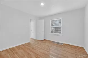 28 N Harvey Ave, Ferguson, MO 63135 - Photo 13