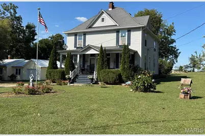 809 E. Main Street, Perry, MO 63462 - Photo 3