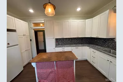 809 E. Main Street, Perry, MO 63462 - Photo 15