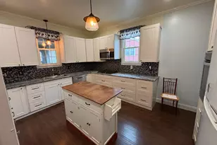 809 E Main St, Perry, MO 63462 - Photo 13