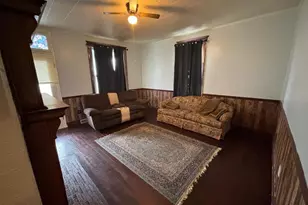 809 E Main St, Perry, MO 63462 - Photo 23