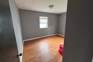 705 Beardsley Ct, Ferguson, MO 63135 - Photo 5