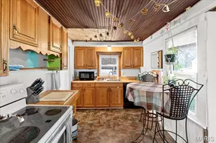 219 Lookout Ave, Valley Park, MO 63088 - Photo 9