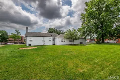 4163 Crescent Drive, Saint Louis, MO 63129 - Photo 31