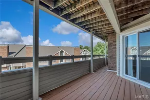 1033 Wilton Royal Dr, Creve Coeur, MO 63146 - Photo 29