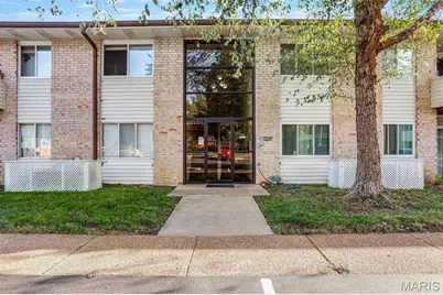 10080 Sakura Drive #8, Saint Louis, MO 63128 - Photo 1