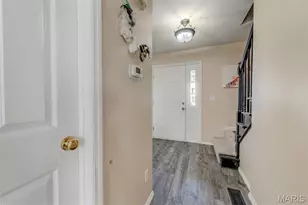 17347 Hilltop Ridge Dr, Eureka, MO 63025 - Photo 9