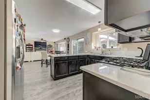 17347 Hilltop Ridge Dr, Eureka, MO 63025 - Photo 29