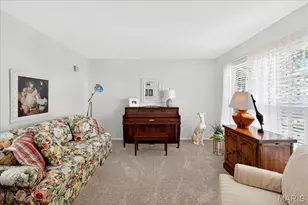 3228 Lin Tel Rd, Saint Louis, MO 63125 - Photo 5