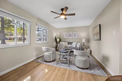 9197 Villaridge Court, Saint Louis, MO 63123 - Photo 5