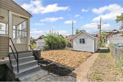 8623 Partridge Avenue, Saint Louis, MO 63147 - Photo 25