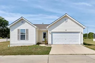 101 Equestrian Dr, Winfield, MO 63389 - Photo 1