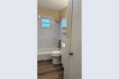 299 Dashwood Drive, Ferguson, MO 63135 - Photo 7