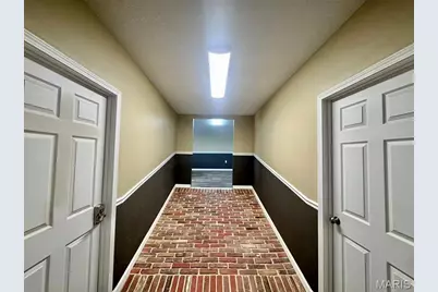 1329 Broadway, Hannibal, MO 63401 - Photo 9