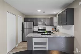 46 Meadow Run Ct, Saint Charles, MO 63303 - Photo 3