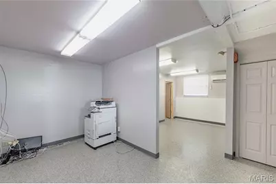 444 Candle Light Lane, Hazelwood, MO 63042 - Photo 37