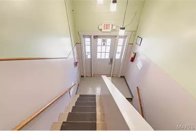 444 Candle Light Lane, Hazelwood, MO 63042 - Photo 7