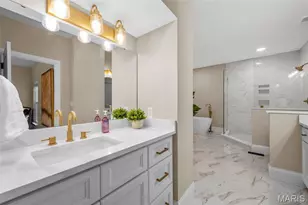 18498 Hollow Hills Dr, Wildwood, MO 63069 - Photo 23