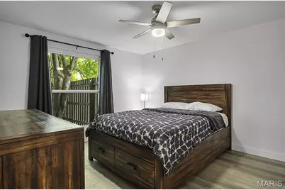 10401 Briarbend Drive #2, Saint Louis, MO 63146 - Photo 11