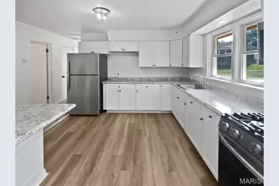 3940 Parker Road, Florissant, MO 63033 - Photo 13