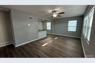 9913 Zykan Court, Saint Louis, MO 63114 - Photo 3