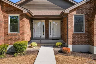 5100 Melitta Dr, Saint Louis, MO 63128 - Photo 3