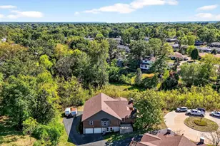 5100 Melitta Dr, Saint Louis, MO 63128 - Photo 23