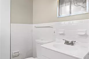 425 Jana Dr, Florissant, MO 63031 - Photo 17